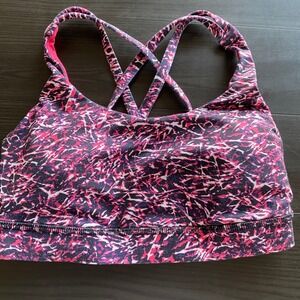 Lululemon Energy Bra Size 4 Pink Black White Abstract Strappy Yoga Sports Bra